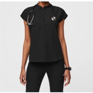 Figs scrub set in Black